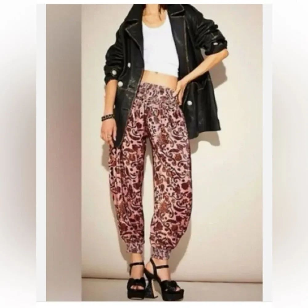 Free People One Marla Balloon Floral Velvet High Rise Harem Tapered Pants XS